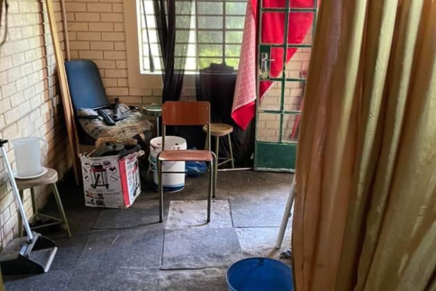 Support for our caretaker’s room